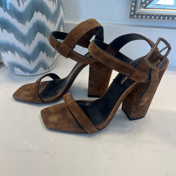 Excellent condition only worn once - Picture 3 of 5